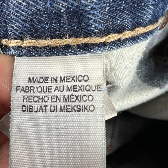 Lucky Brand Jeans Mens 33x31* 221 Straight Blue Faded Distressed Denim Tag 32x32 - Picture 8 of 16